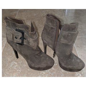 Via Spiga Army Green Suede Ankle Platform Boots